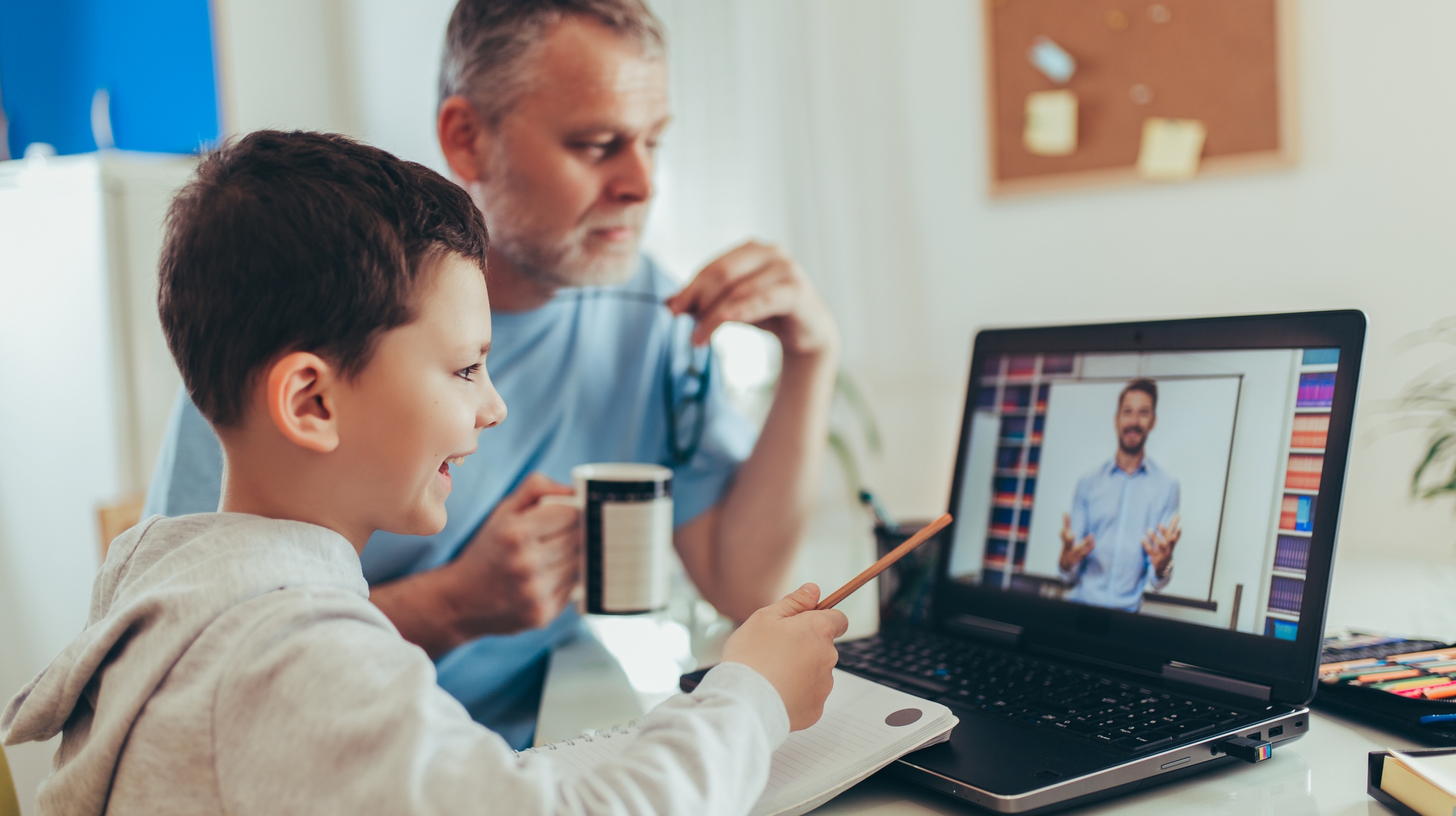 Three Ways To Help Your Kids Succeed At Distance Learning