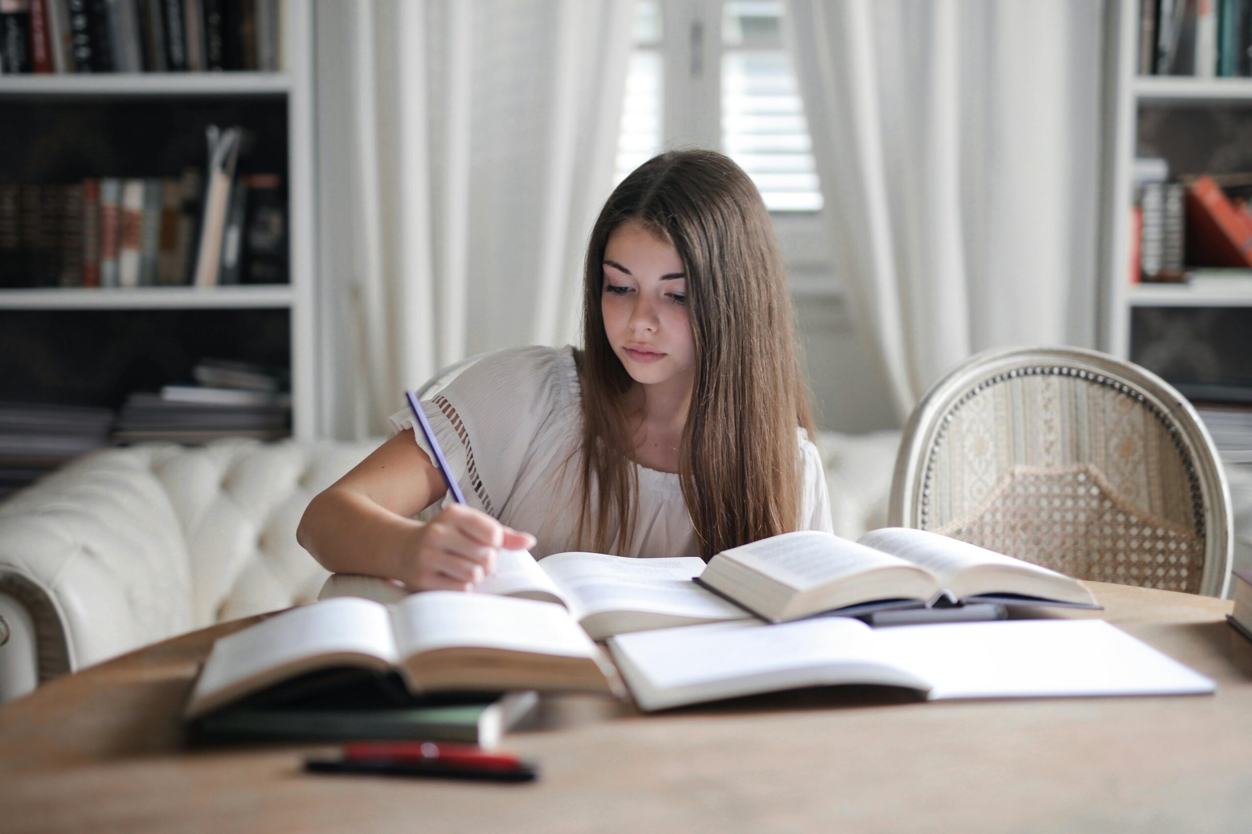 5 Easy and Valuable Writing Tips for Students
